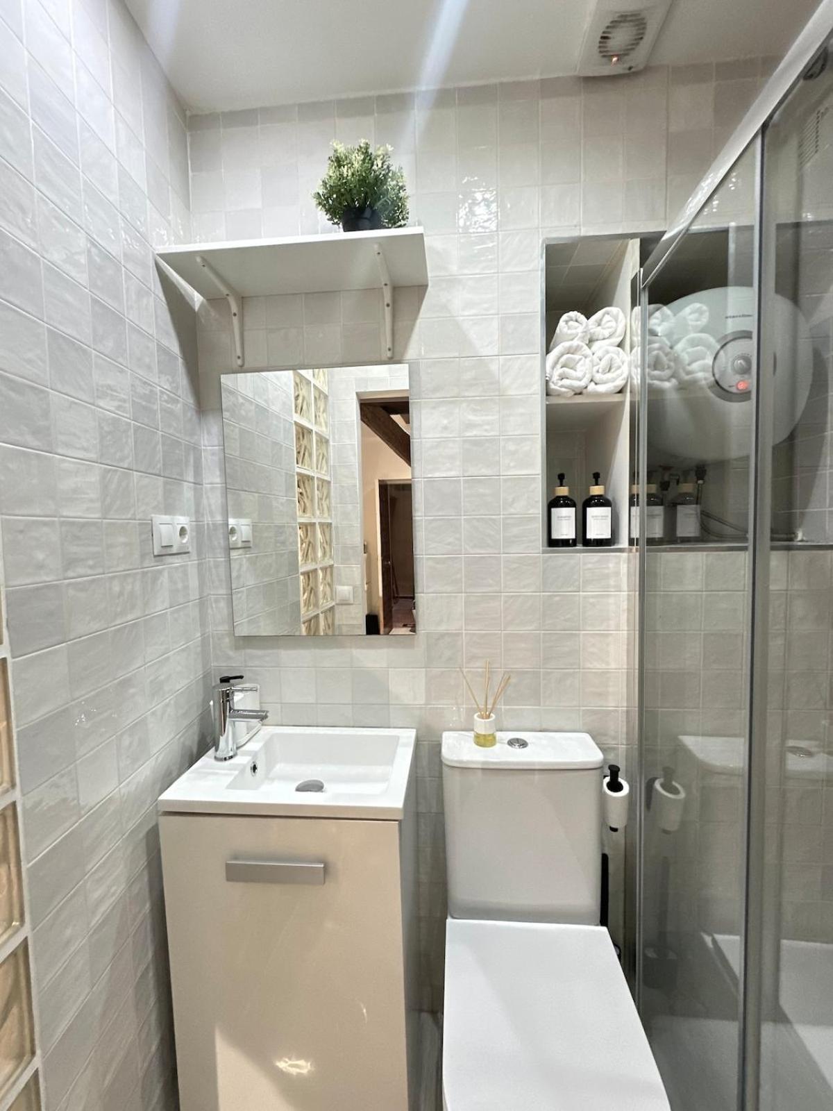 Cozy In Malasana Near Gran Via * Madrid